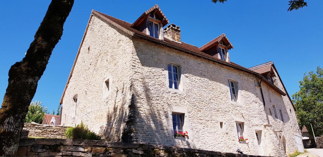 La Tour Charlemagne Bed & Breakfast Château-Chalon Eksteriør bilde